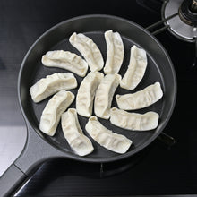 画像をギャラリービューアに読み込む, 4w1hの冷凍餃子フライパンチャレンジから生まれたフライパン (IH対応)