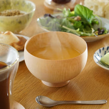画像をギャラリービューアに読み込む, 石川県・山中の精度の高いろくろ挽きによって生まれる木のお椀