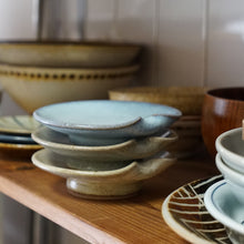 画像をギャラリービューアに読み込む, 箸置き小皿 (水色) [栃木]
