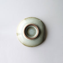 画像をギャラリービューアに読み込む, 箸置き小皿 [りんご灰]
