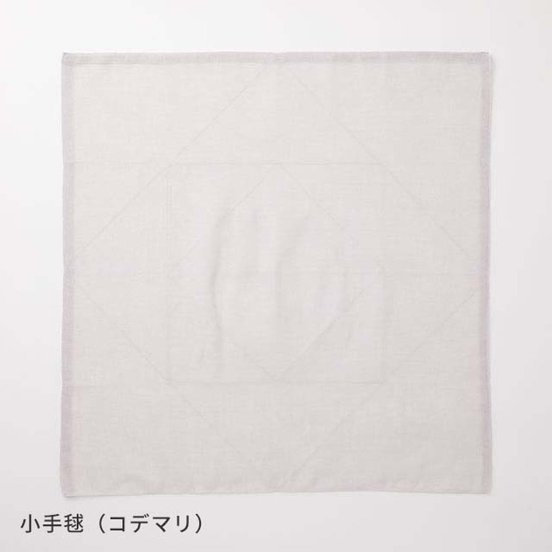 小手毬の花ふきんを広げた状態